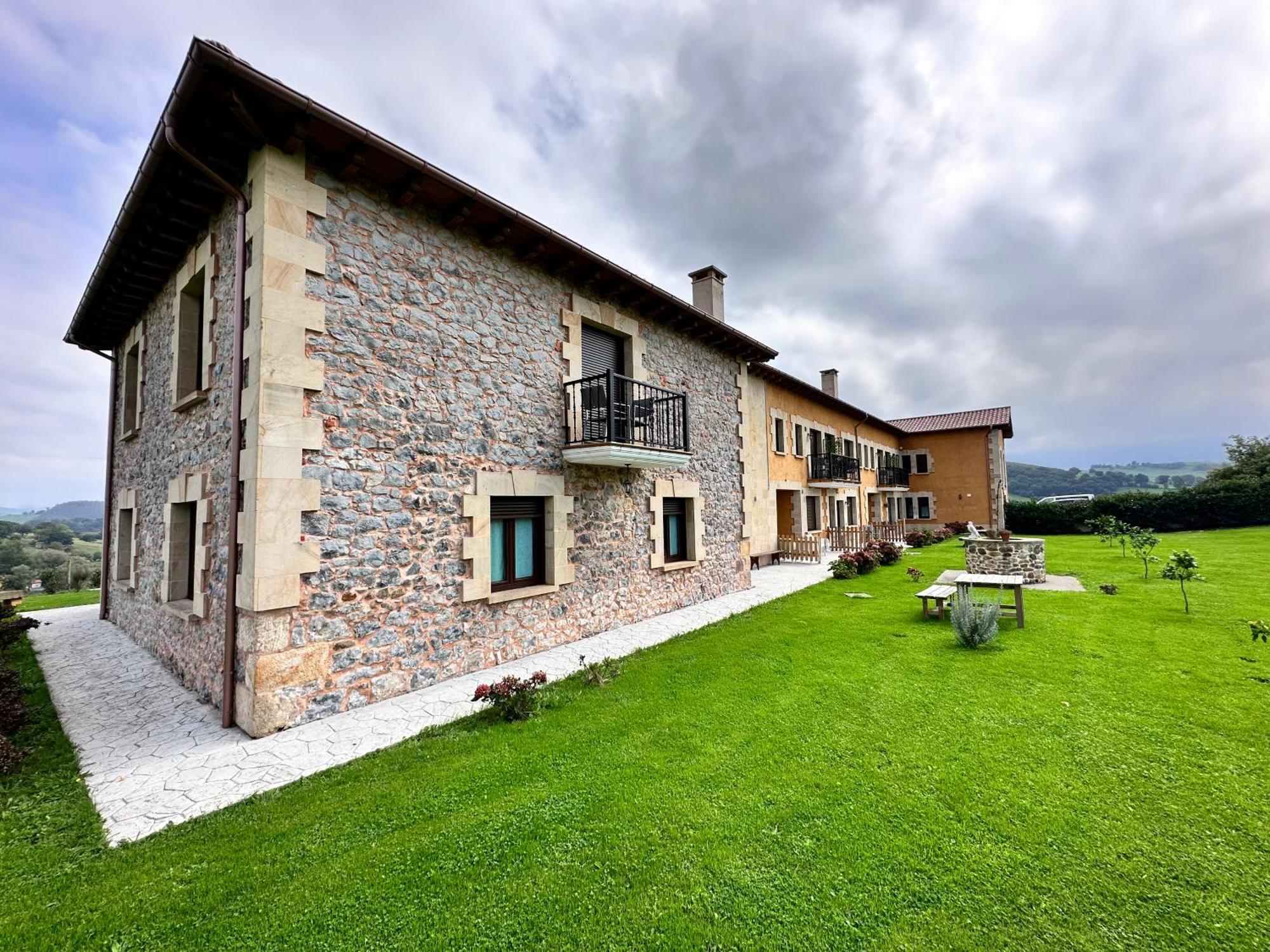 Apartamentos Rurales Sobremazas 外观 照片